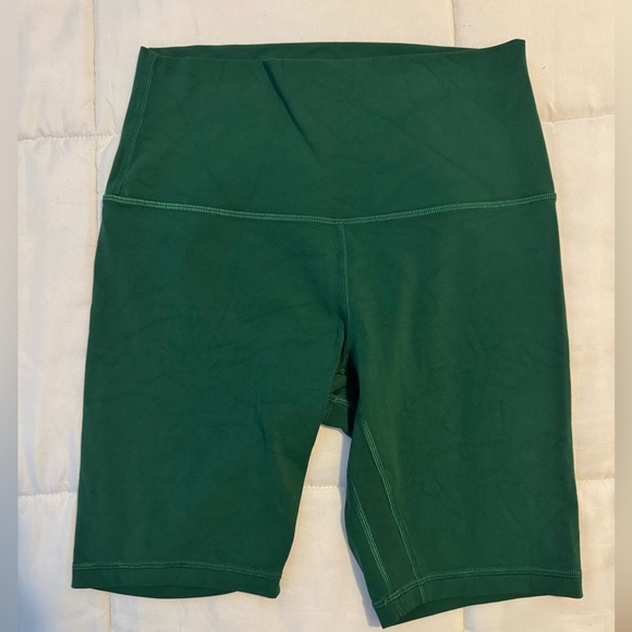 Lululemon Align High-Rise Short 8"
Everglade Green emerald green biker shorts - Picture 9 of 11